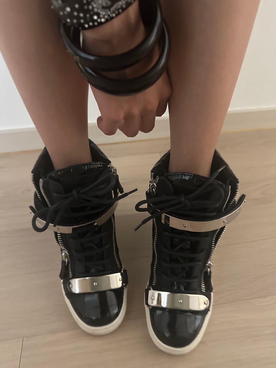 쥬세페 자노티 guiseppe zanotti 실버 플레이트 웨지 하이탑 상품이미지2