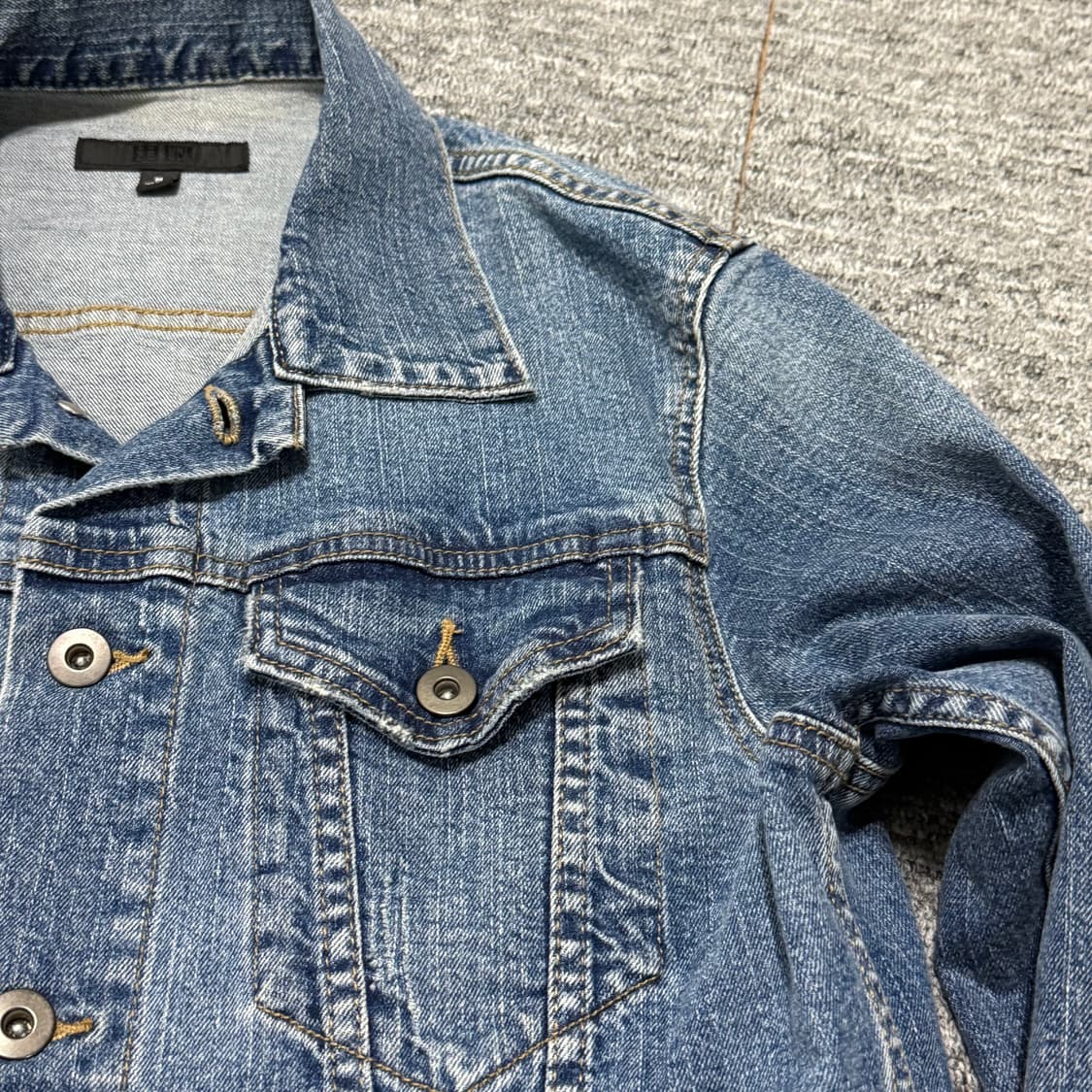 유니클로 데님자켓 | M size 상품이미지4