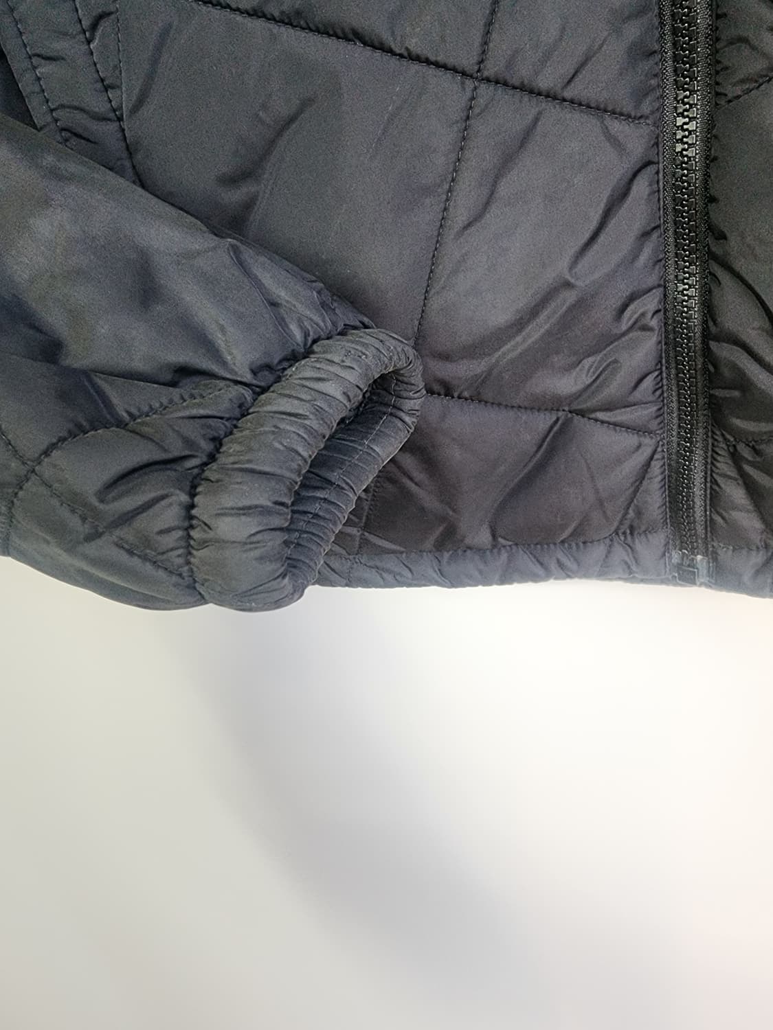 노스페이스 블랙 다이아몬드 퀼팅 패딩 자켓 상품이미지2