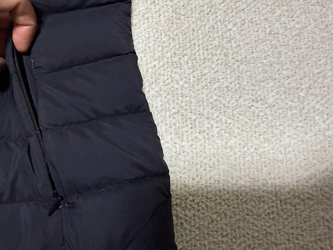 블랙앤화이트 구스다운 경량패딩 조끼 여성용 100호 77사이즈 상품이미지2