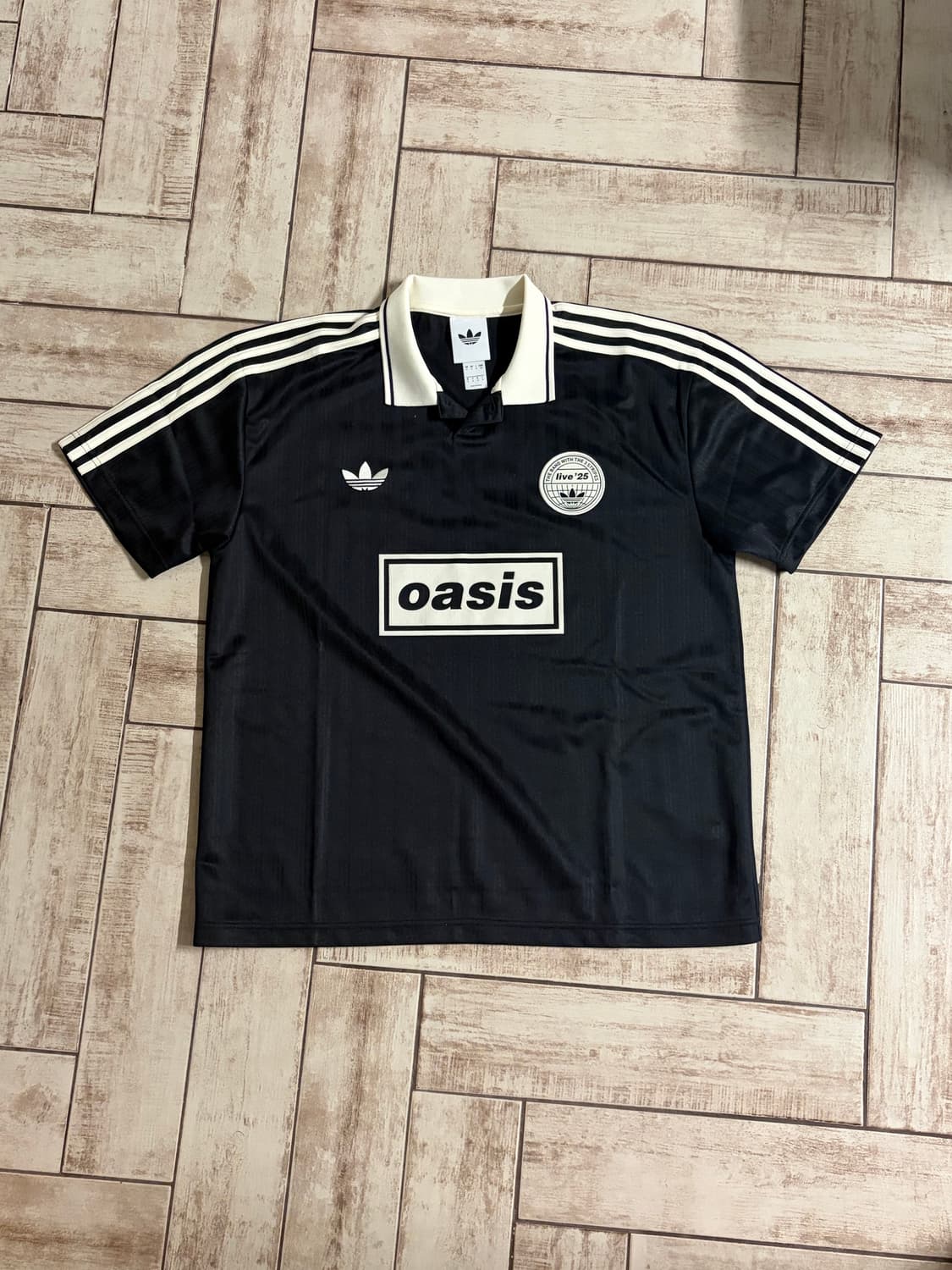 아디다스 오아시스 자카드 S사이즈 판매 상품이미지1