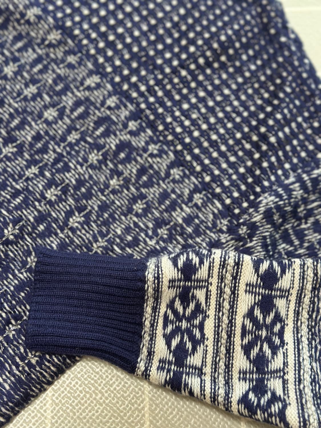 COS 패턴 니트 스웨터 네이비 S 상품이미지4