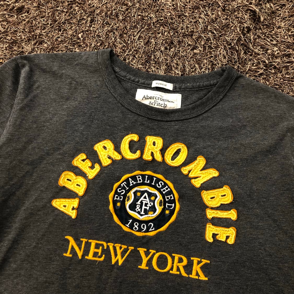 아베크롬비 뉴욕 그레이 롱슬리브 상품이미지2