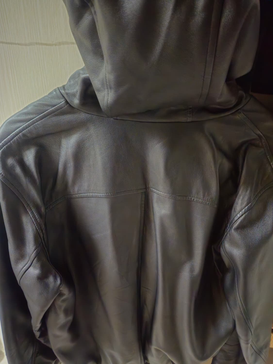 해칭룸 레더 후드 Lamb Nappa Black 상품이미지2