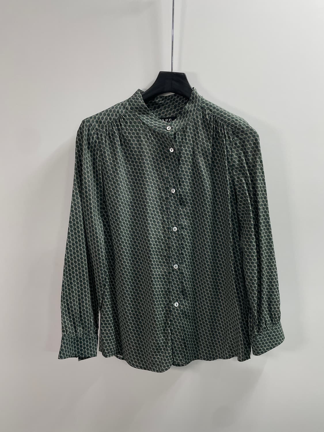 APC 아페쎄 패턴 차이나카라 레이온 블라우스 (on.208) 상품이미지1