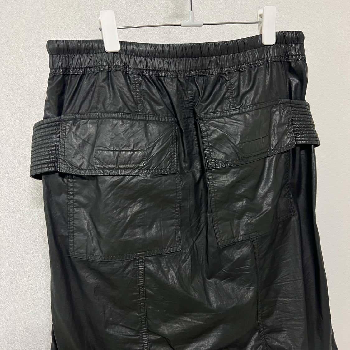 릭오웬스 15SS 다크쉐도우 왁스 코팅 태권도 카고 쇼츠 블랙 상품이미지4