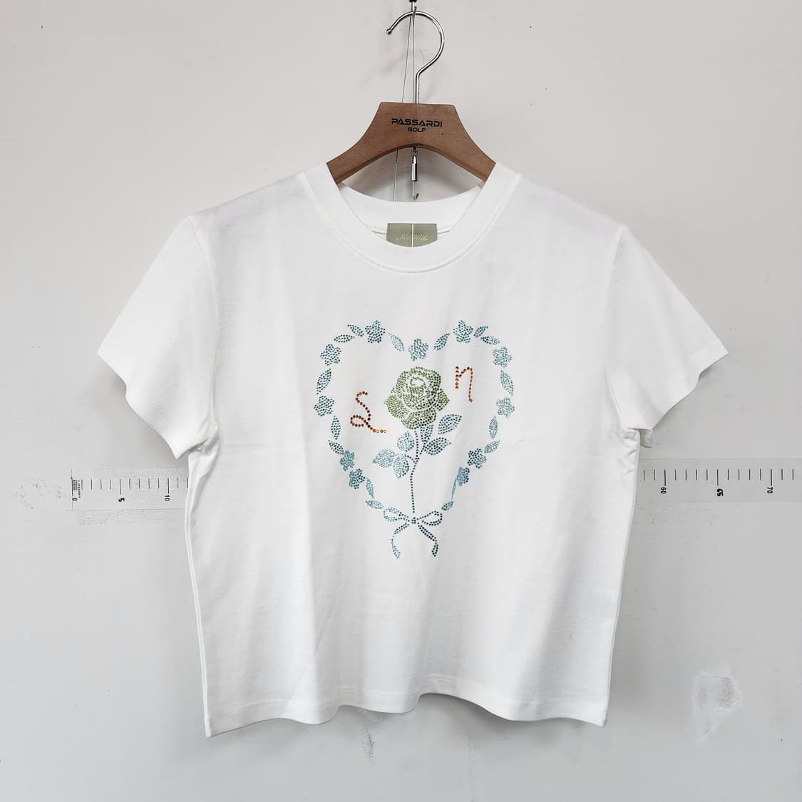 시눈 글리터링 화이트 반팔 티셔츠 상품이미지1