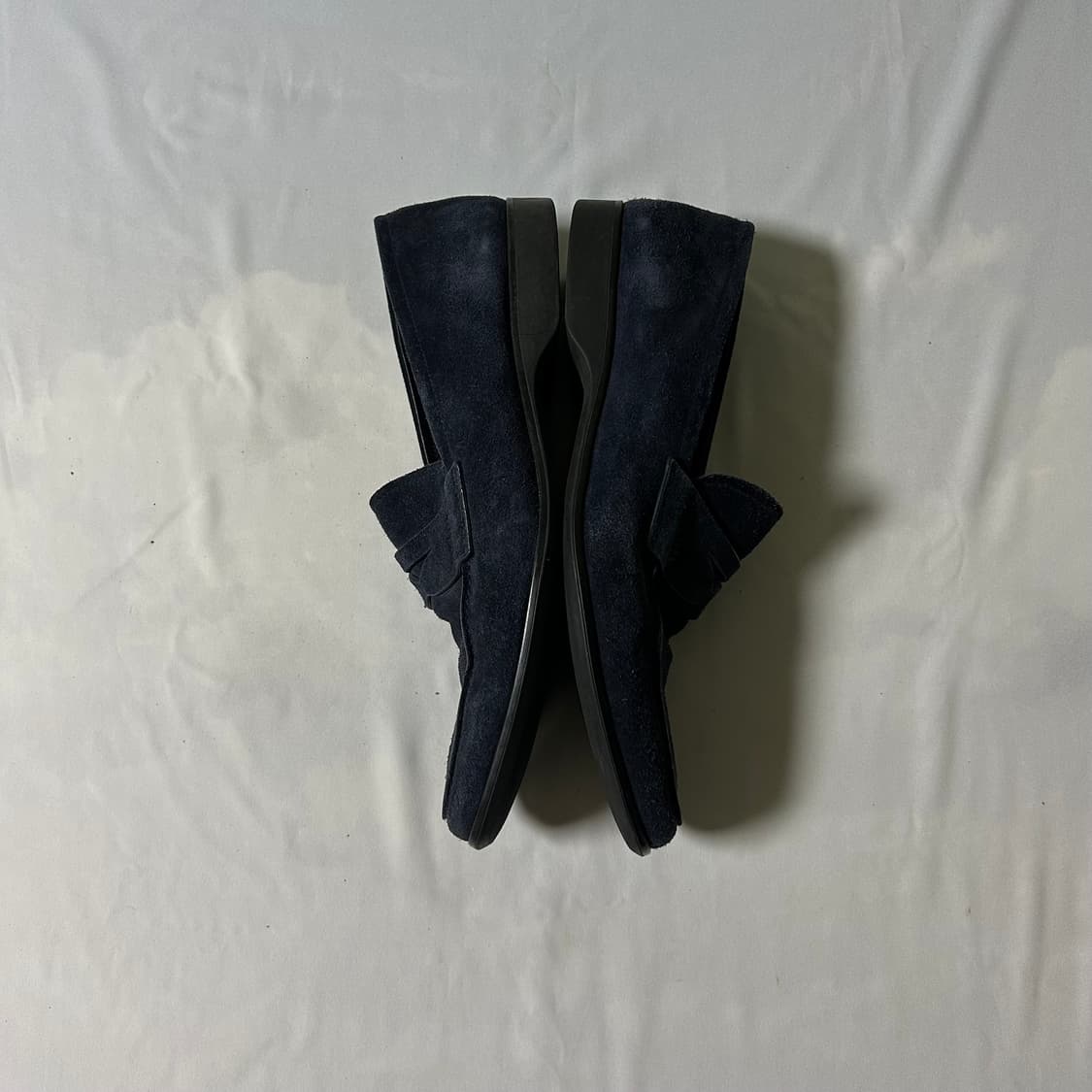 Prada sports suede dark navy loafers 상품이미지4