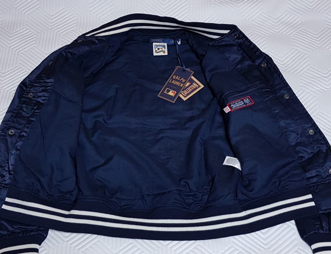 [새상품/M] 폴로 x MLB 뉴욕 양키스 바시티 새틴 자켓 팝니다. 상품이미지4