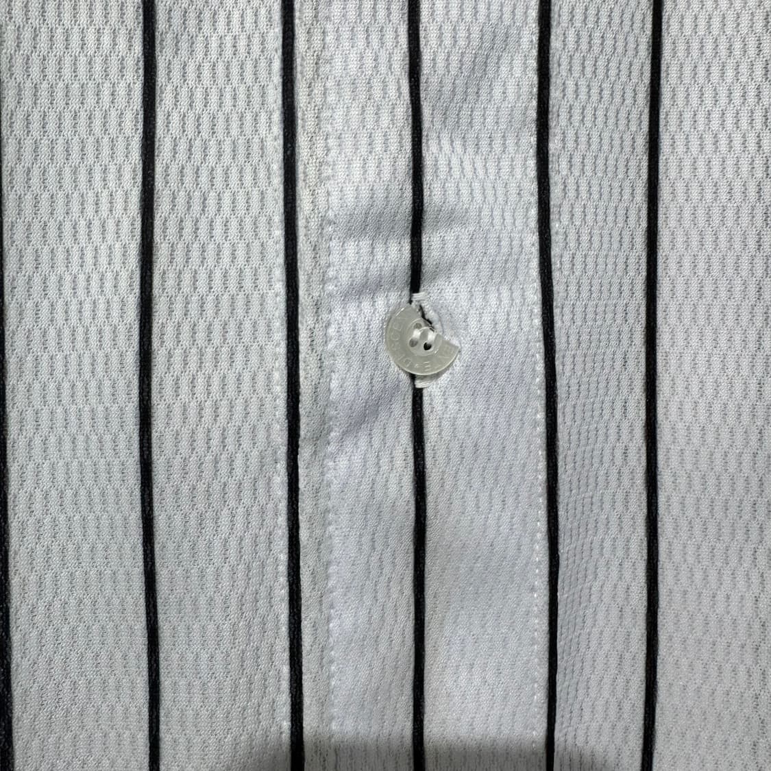 데상트 LG트윈스 채지선 유니폼 상품이미지5