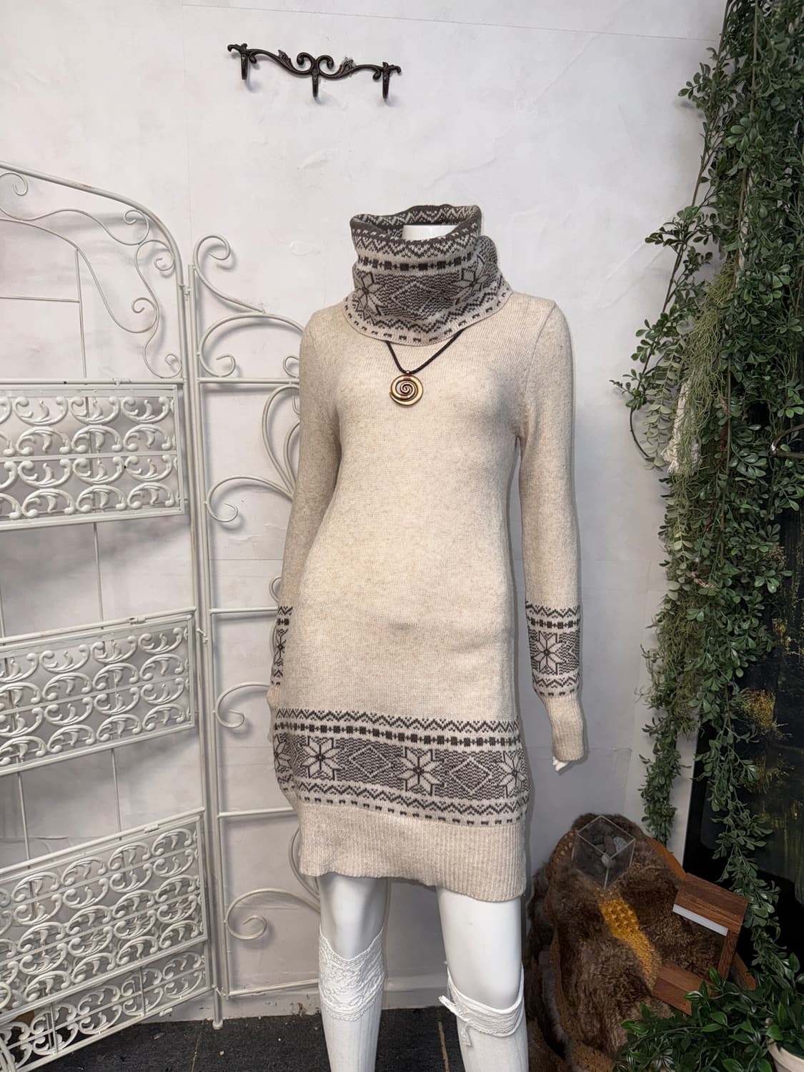 Oatmeal snowflake warmer neck knit ops 상품이미지1