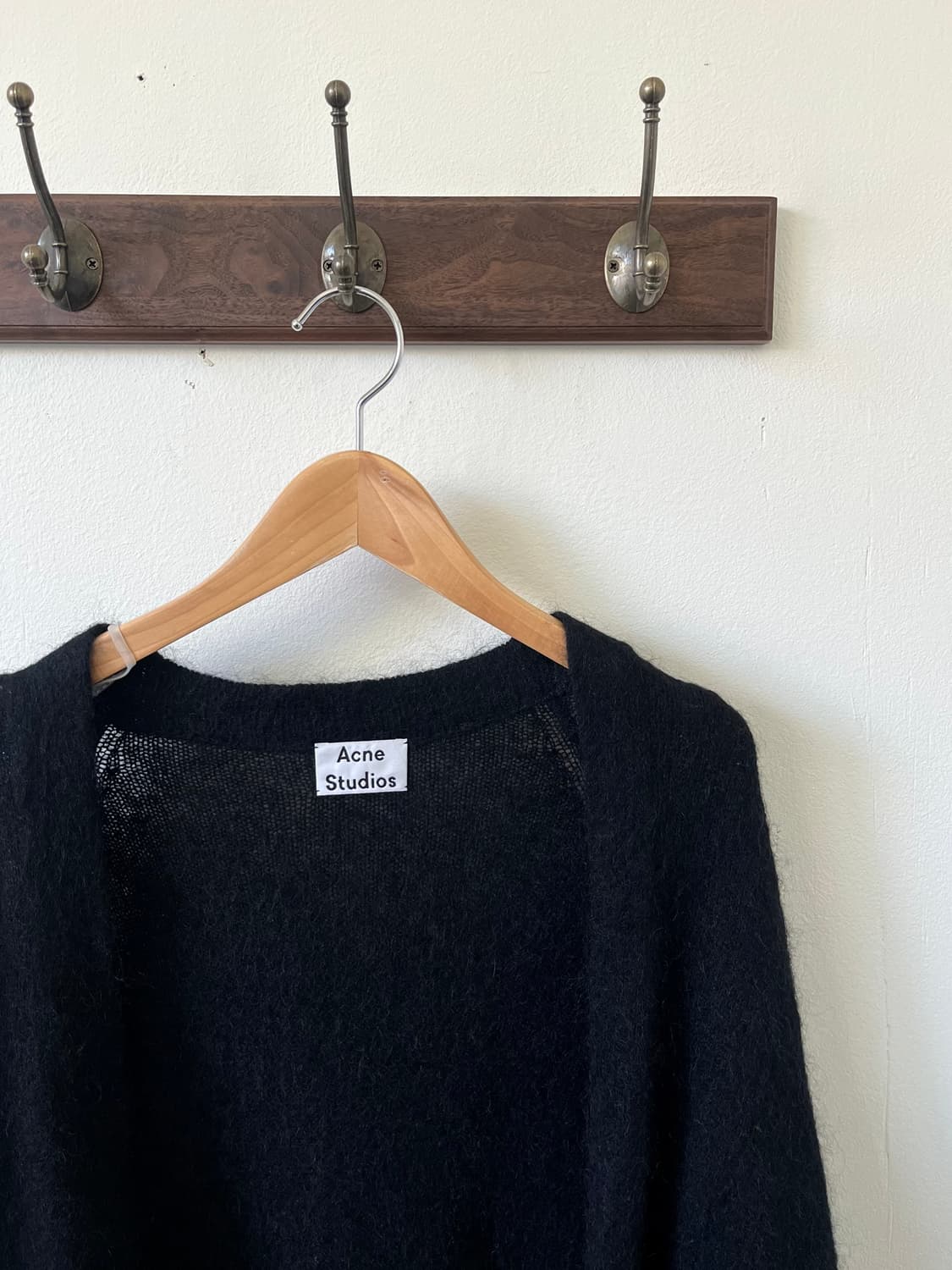 Acne Studios 모헤어 블랙 롱 가디건 상품이미지2