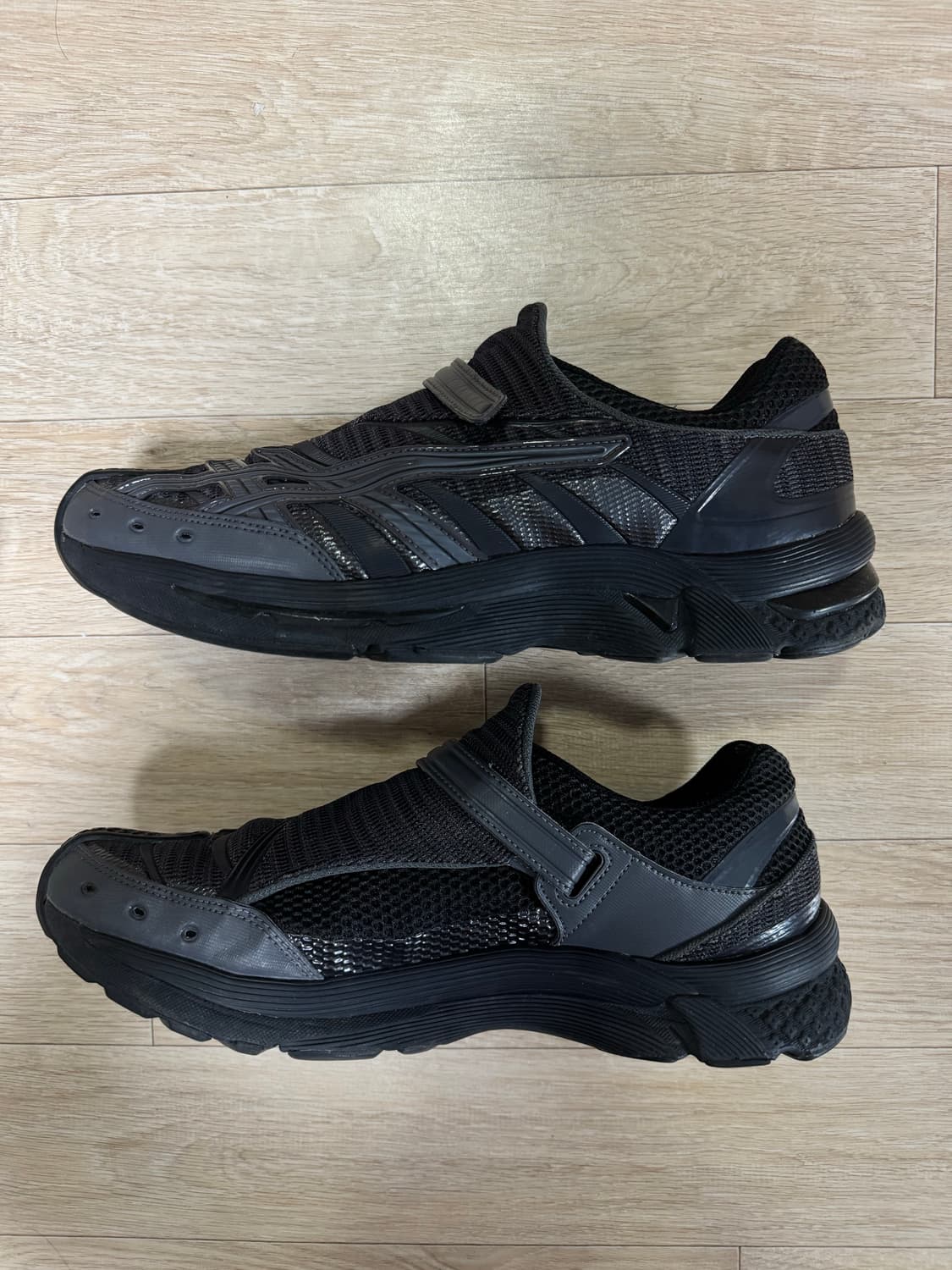 아식스 x 키코 코스타디노브 젤 키릴 2 295 상품이미지2