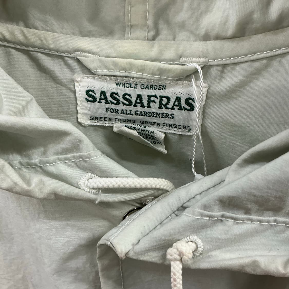 사사프라스 윈드브레이커 후드  상품이미지2