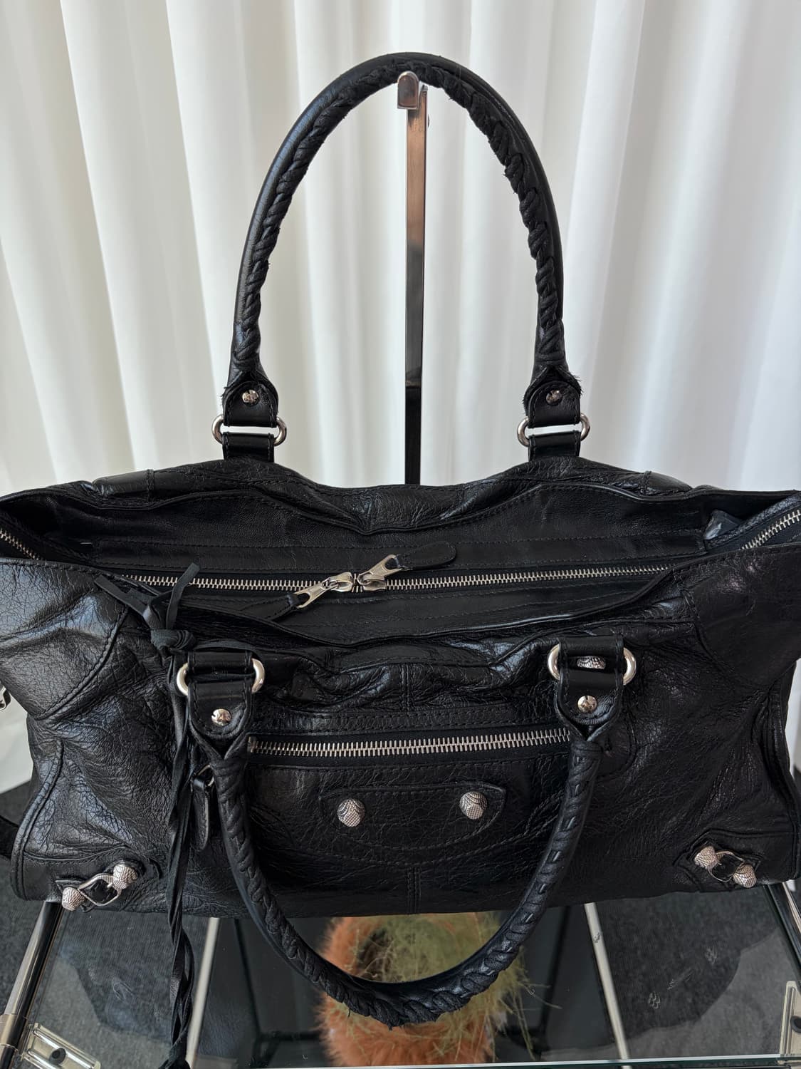 발렌시아가 시티 모터백 블랙  상품이미지5