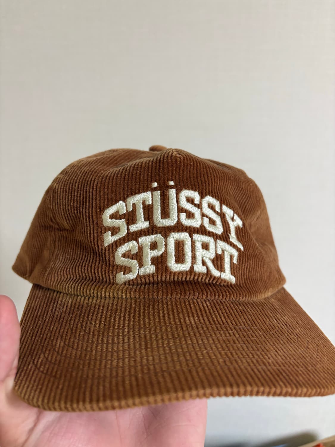 스투시 미드 뎁스 스포츠 아치 스트랩백 헤이즐넛 상품이미지1