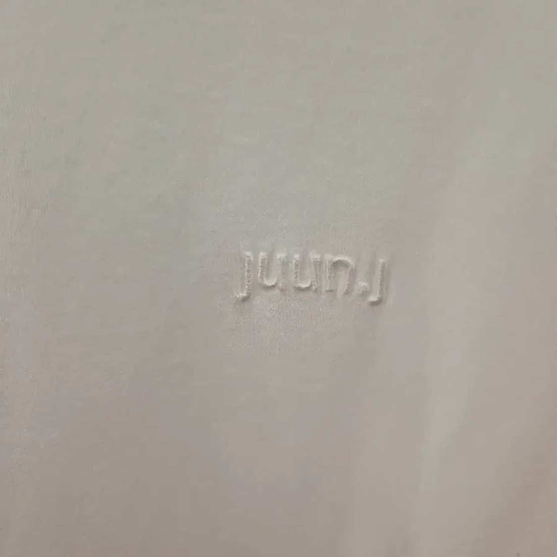 juun.j 화이트 로고 반팔 티셔츠 S 상품이미지5