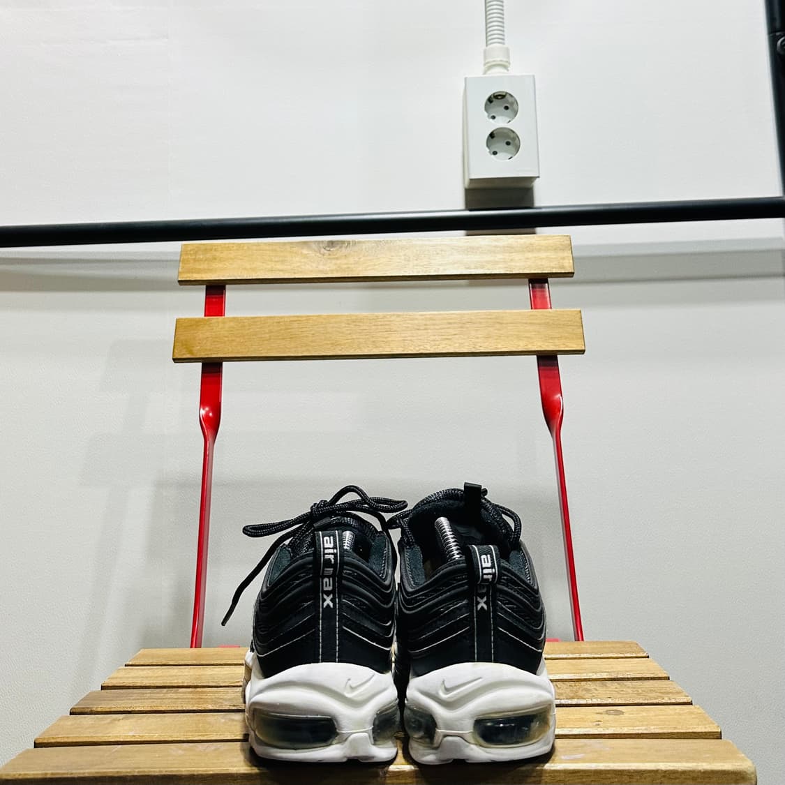 250) 나이키 운동화 남녀공용 신발 에어맥스 97 블랙 상품이미지4