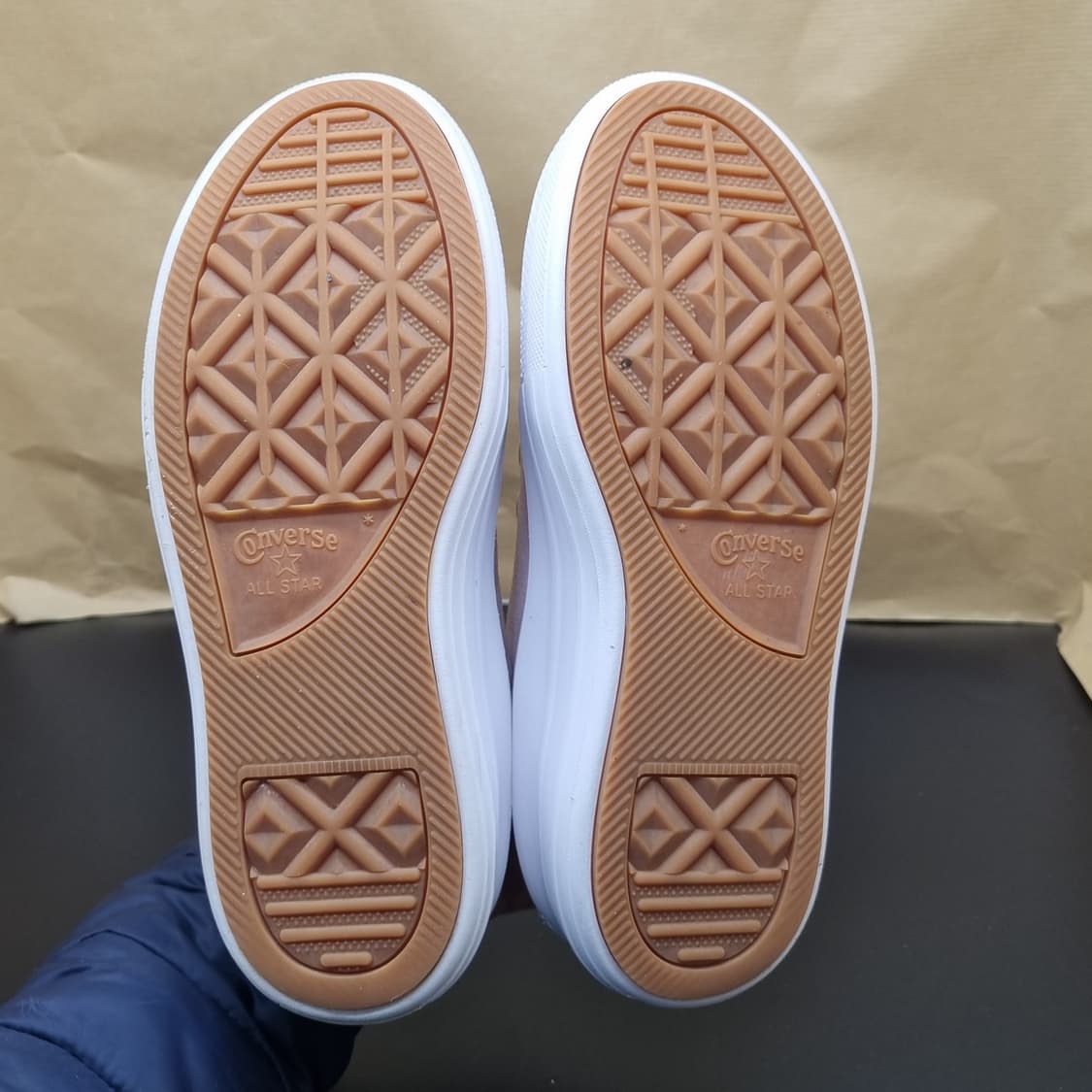 컨버스 올스타 무브 화이트 스니커즈 240 상품이미지3