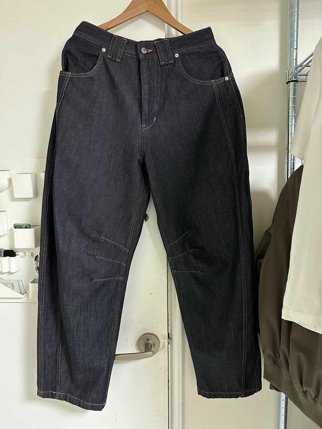 실착x) 9999아카이브 테크니컬 커브드 데님 1사이즈 상품이미지2