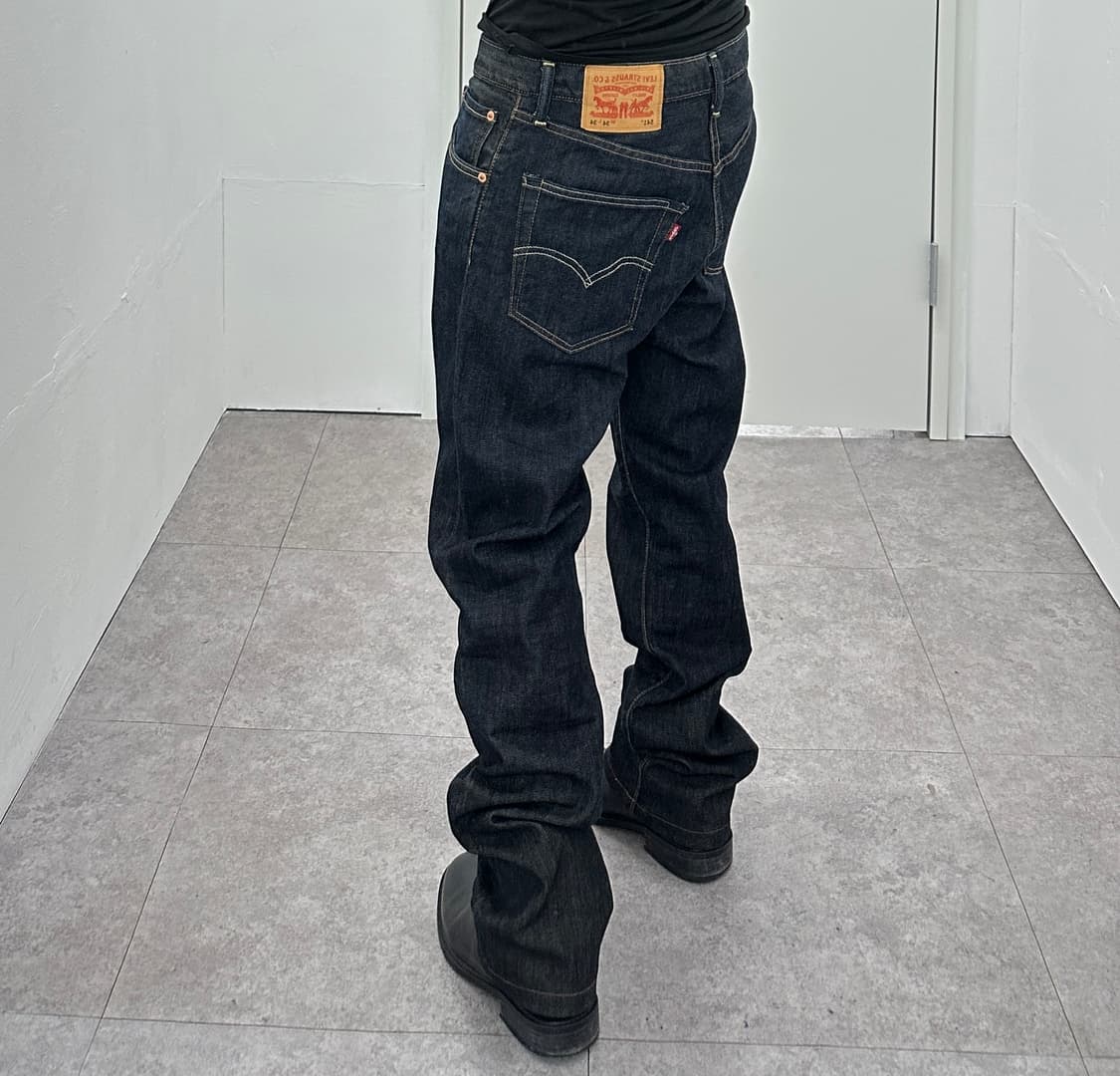 Levi’s 541 Dark Rinse Denim Jeans 상품이미지4