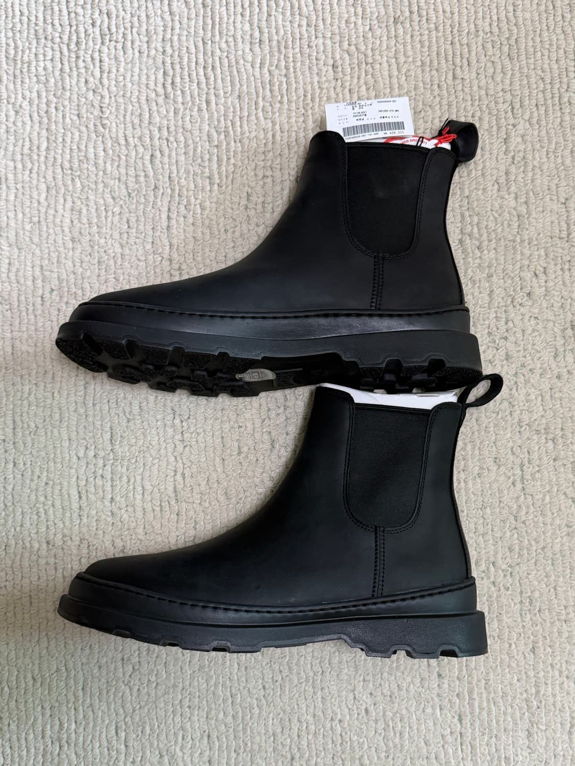 (새상품) 캠퍼 - 남성용 블랙 컬러 누벅 소재 앵클부츠 상품이미지1