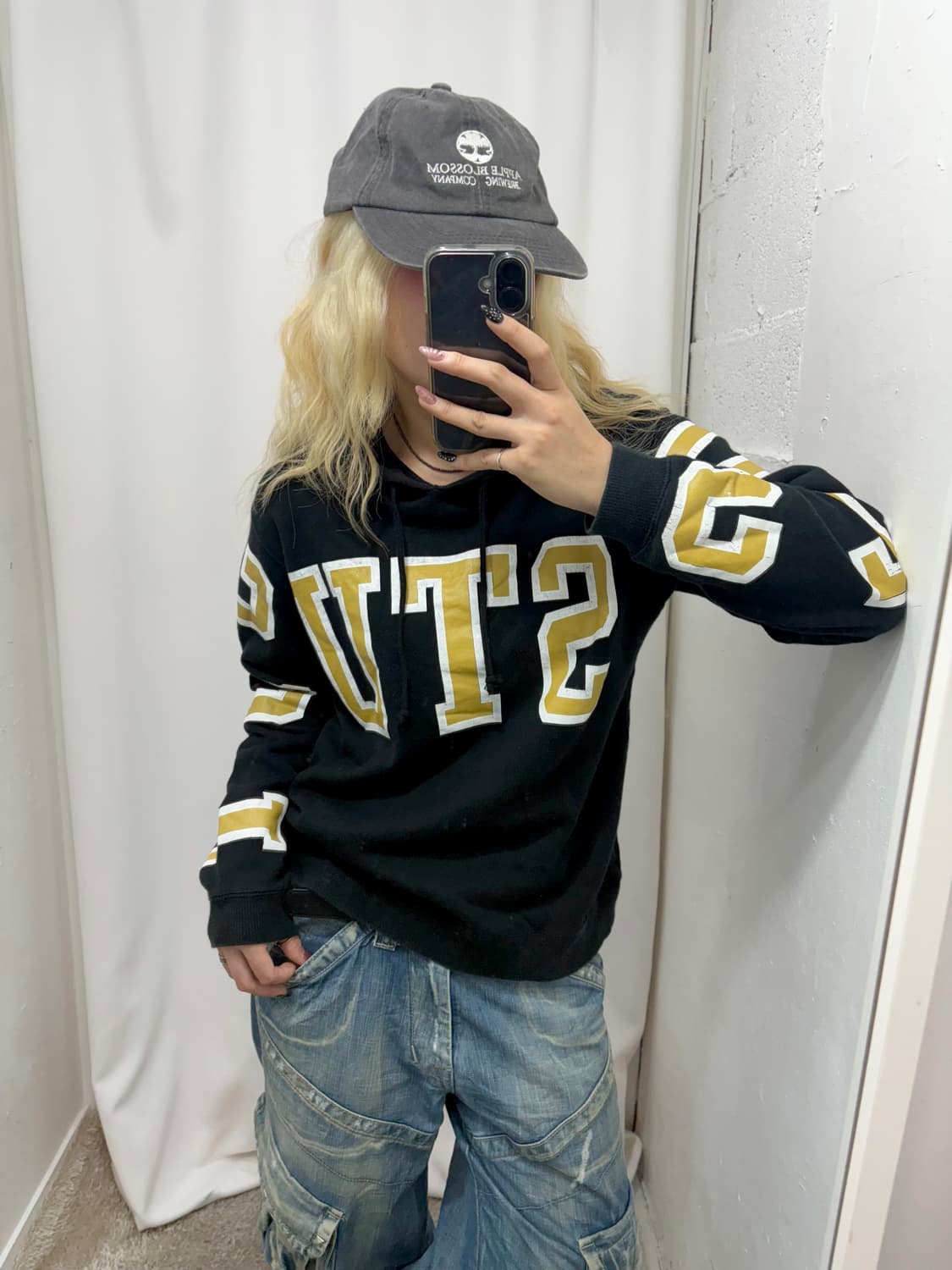 스투시 우먼 빅 스펠 아웃 후드티 상품이미지1