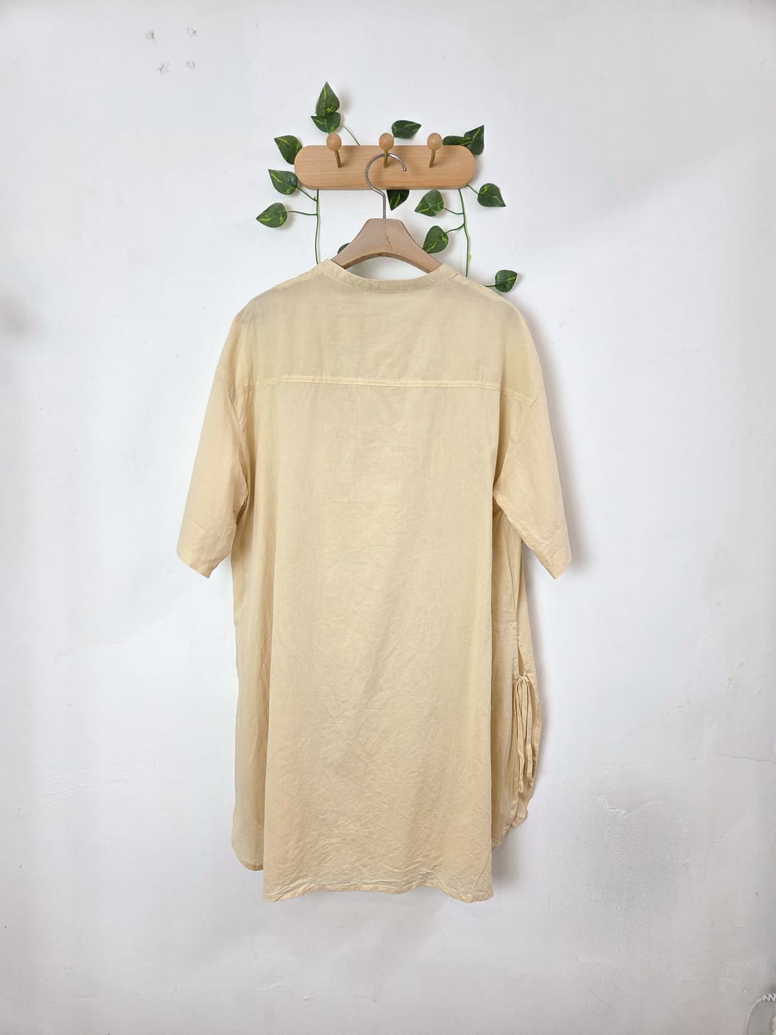 버터빛 자수 원피스 상품이미지5