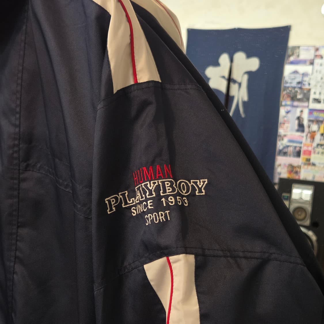 플레이 보이 네이비 배색 오버핏 바람막이 자켓 상품이미지5