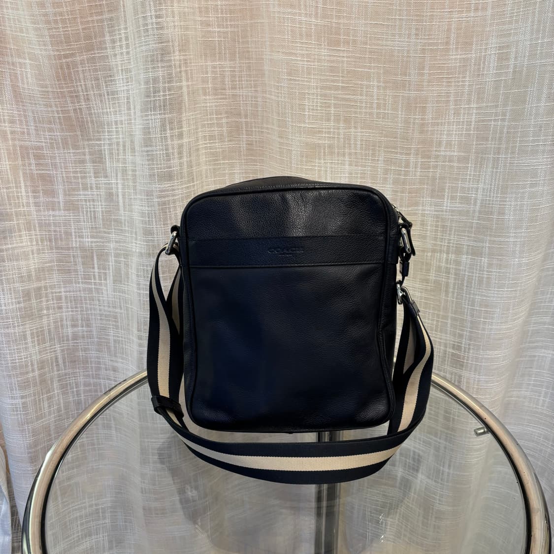 정품 코치 남성 가죽  크로스백    상품이미지1