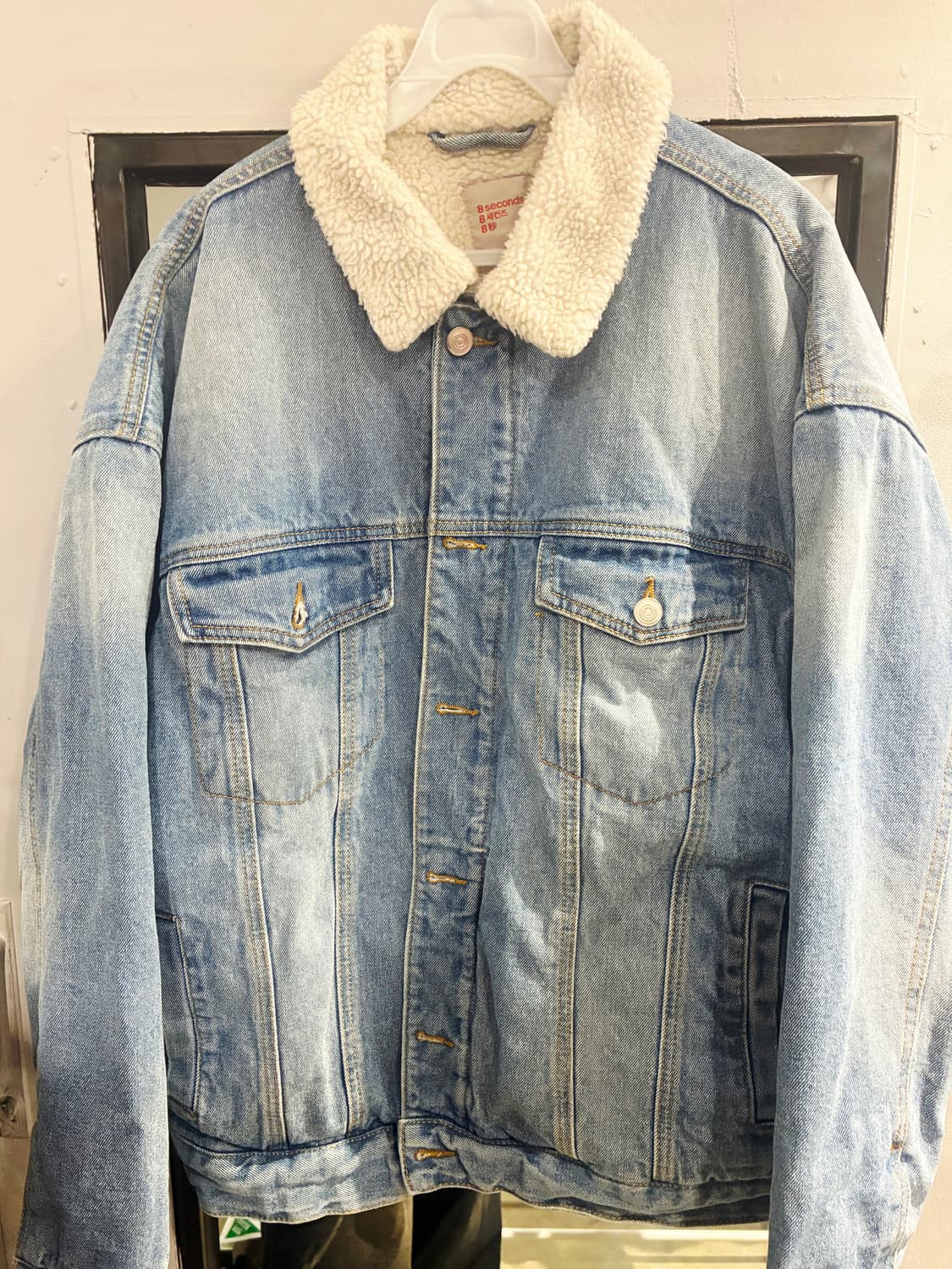 8세컨즈 뽀글이 카라
데님 자켓 2XL 상품이미지1