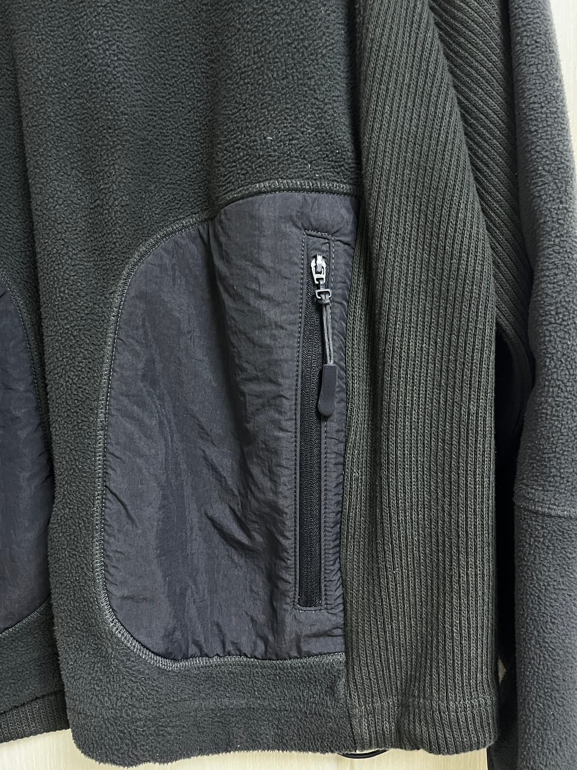 산산기어 컴파운드 플리스 탑 차콜 (2) 상품이미지6