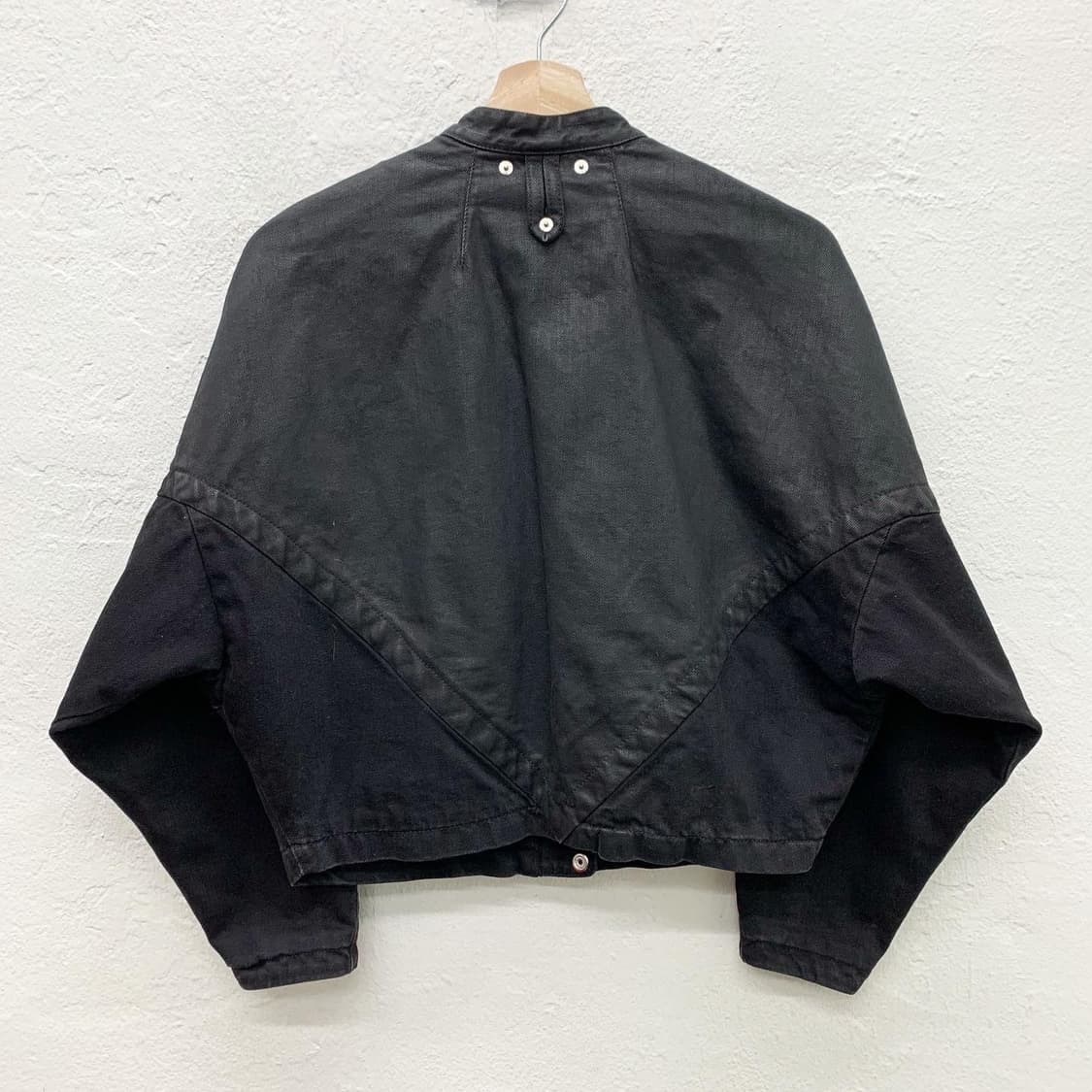 디젤 블랙 폴리 코튼 배색 크롭 봄버 자켓 상품이미지4