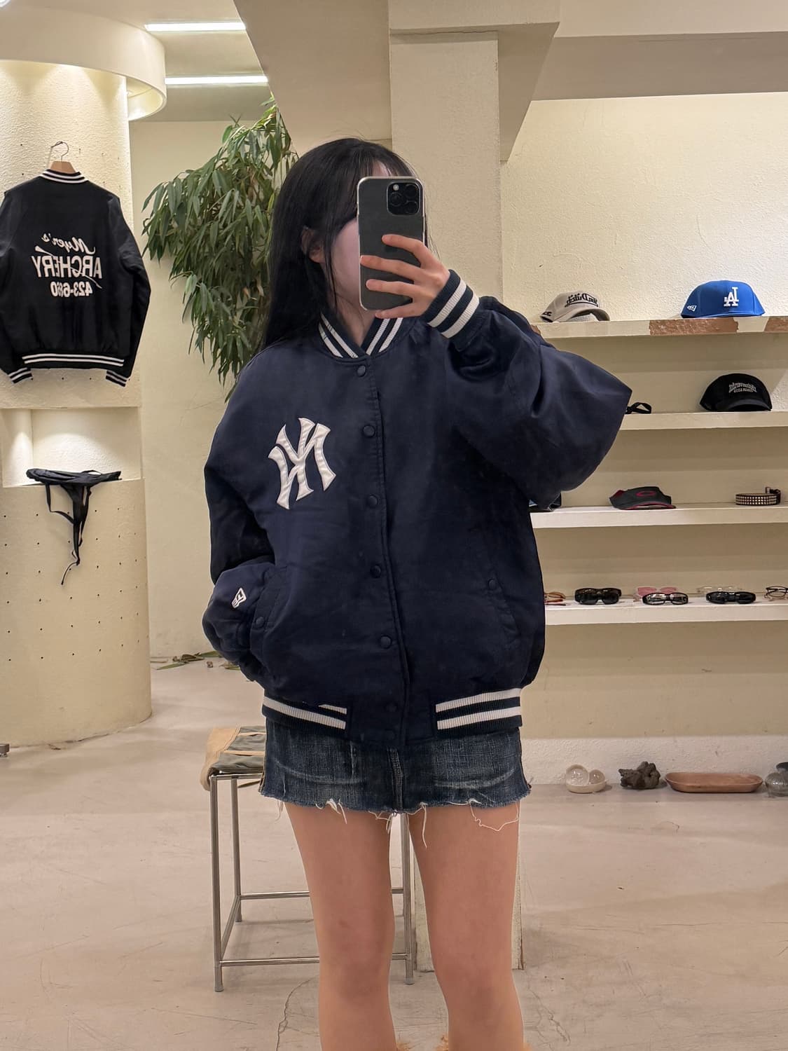 뉴에라 뉴욕 양키스 빅로고 사틴 바시티 점퍼 U328 상품이미지1