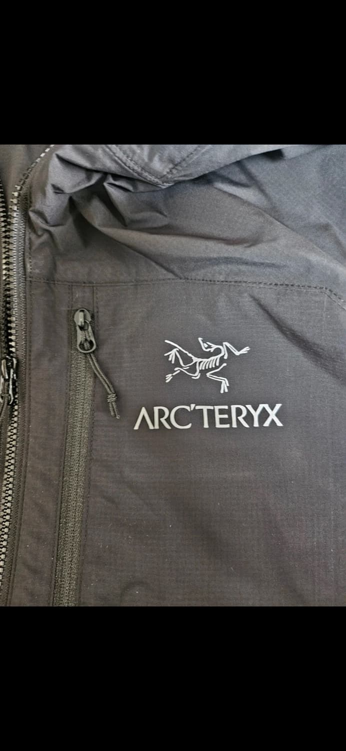 아크테릭스 스쿼미시 바람막이 상품이미지2