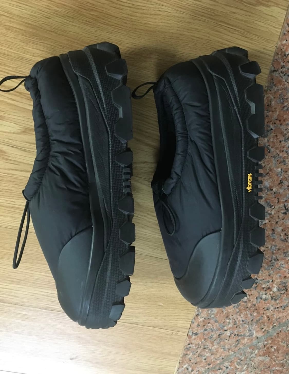 아모멘토 비브람 패디드 슬립온 245 상품이미지3