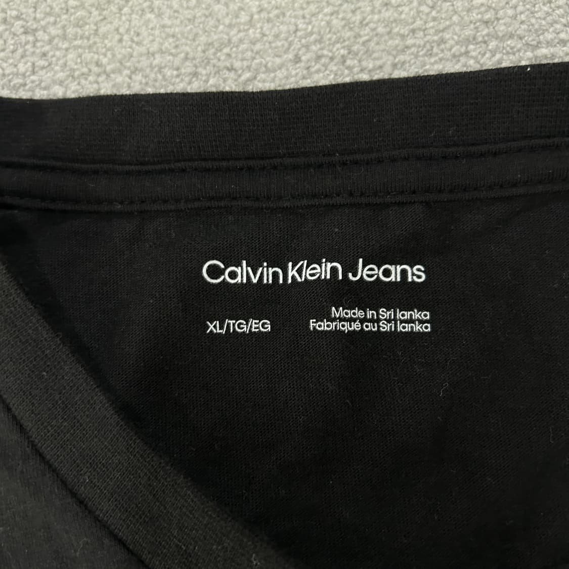 캘빈클라인 블랙 반팔티  상품이미지2