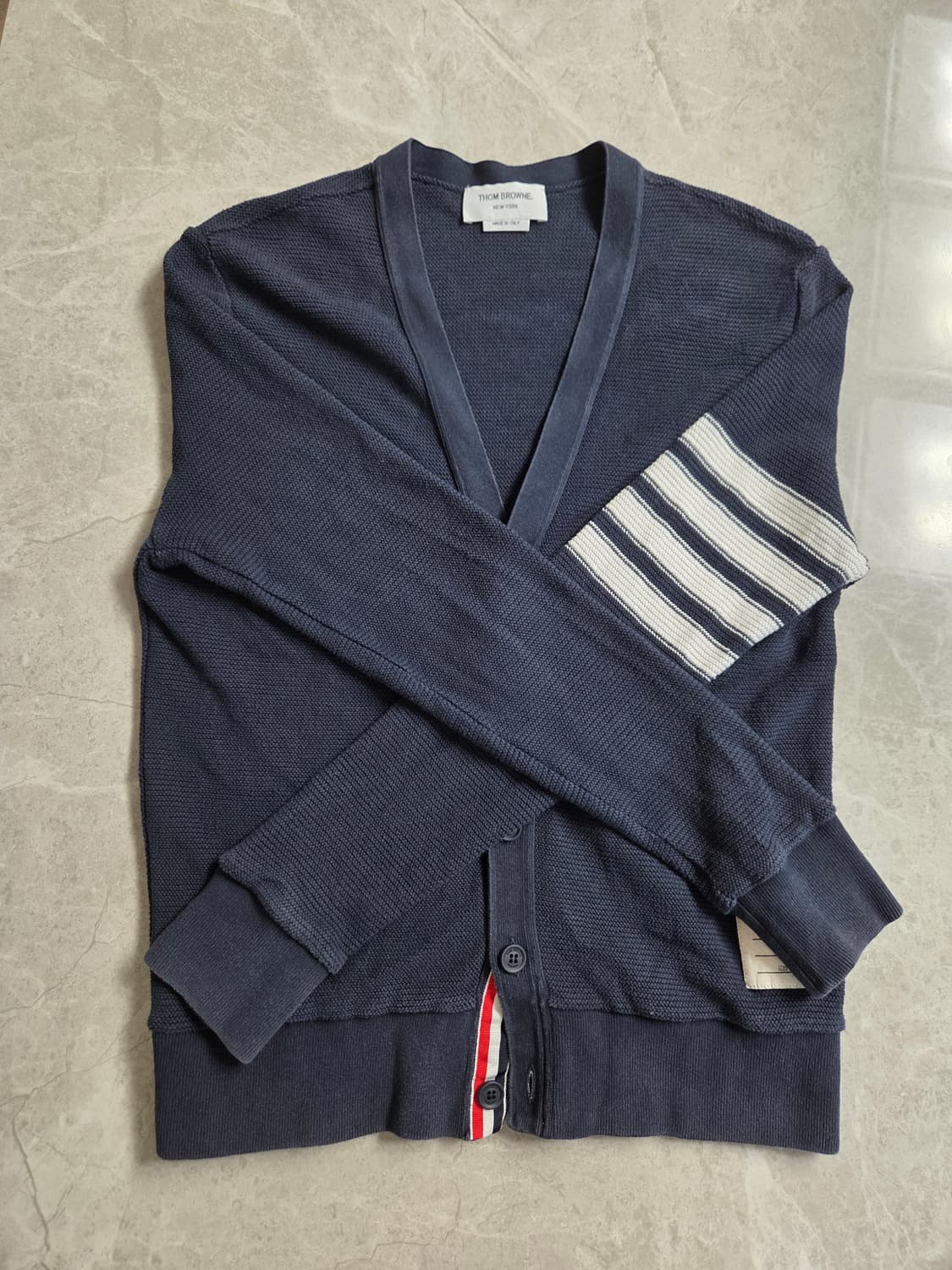 [정품] 톰브라운 라셀 스티치 사선 가디건 상품이미지1