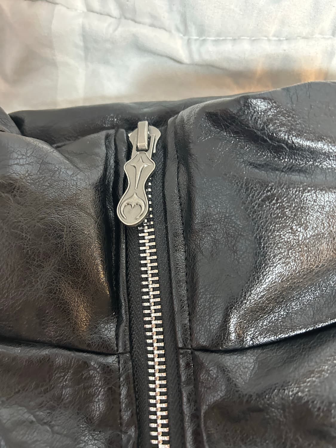 떠그클럽 레더 패딩 점퍼 3에러 상품이미지4