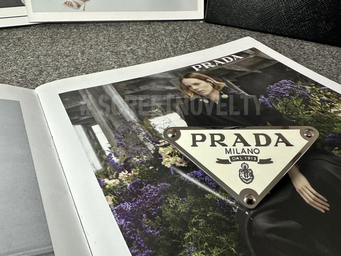 샤넬 사각 핸드메이드 헤어핀 화이트 (1ps) 상품이미지5