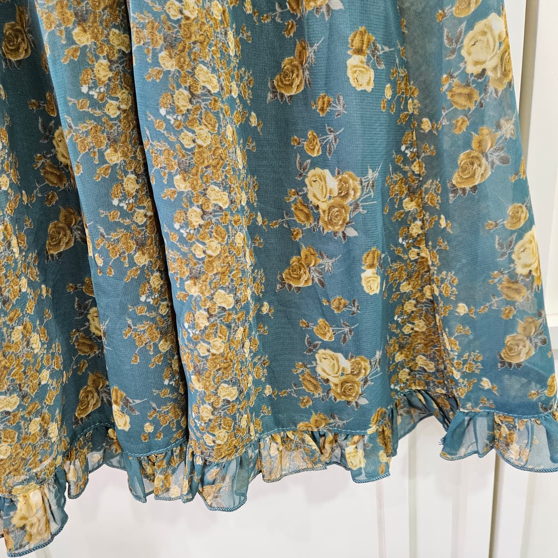 엑시즈팜(axes femme) 로즈 프린트 쉬폰 원피스 상품이미지7