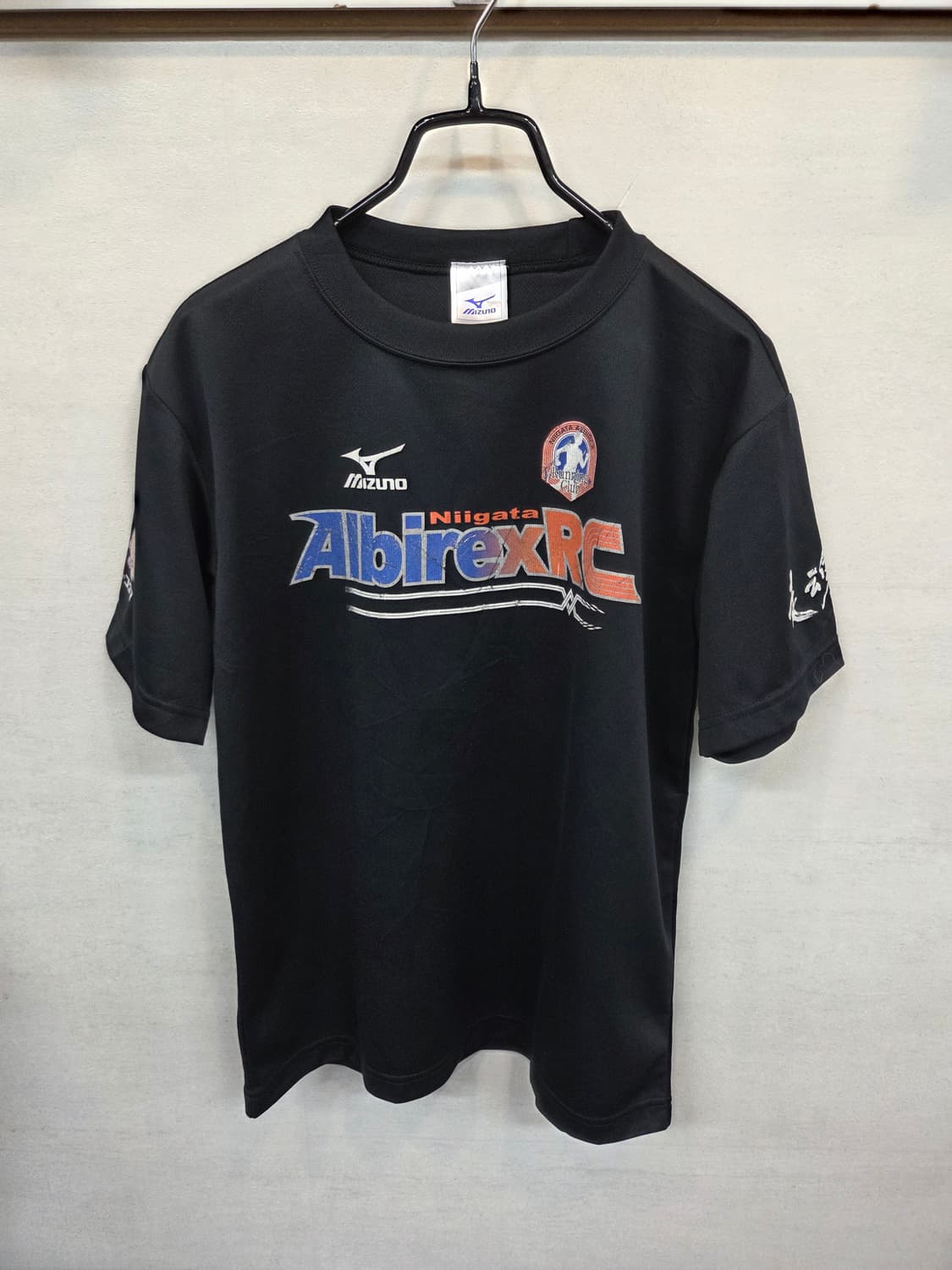 미즈노 빈티지 프린팅 알비렉스 니가타 러닝클럽 기능성 반팔 s 상품이미지1