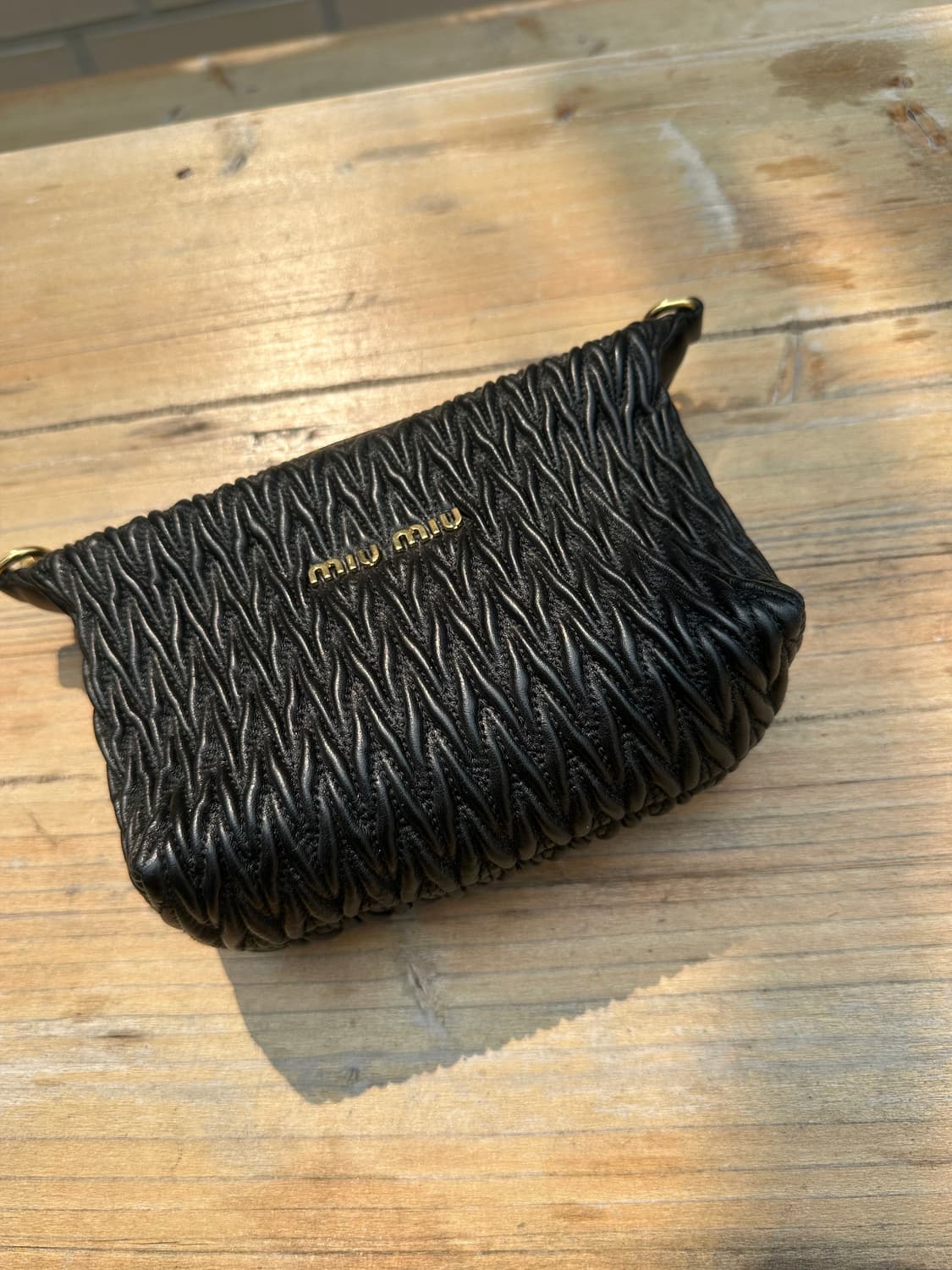 [정품] 미우미우 레더 스피릿 호보백 상품이미지4