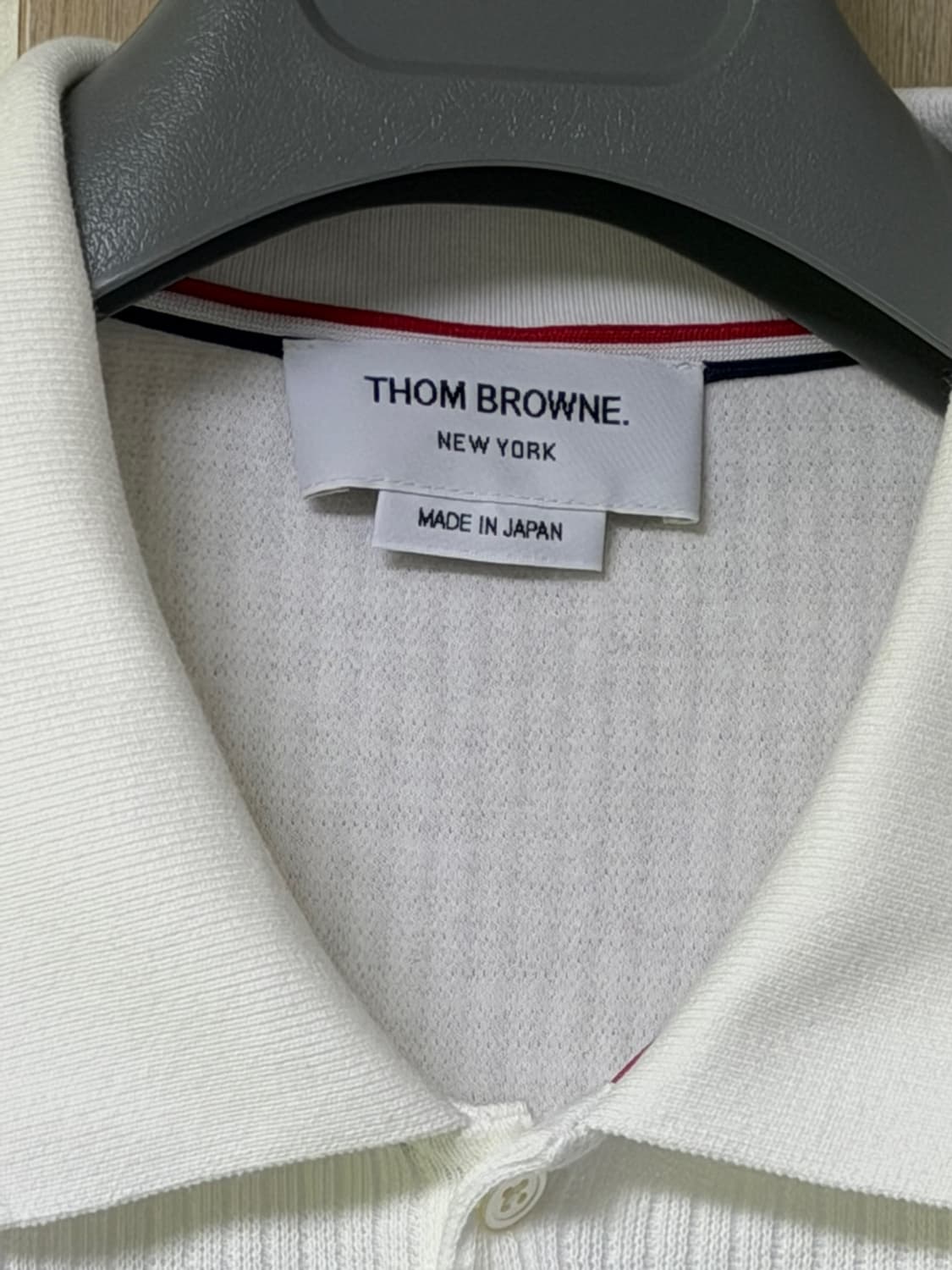 [4] 톰브라운 마이크로 써멀 니트 반팔 티셔츠 상품이미지3