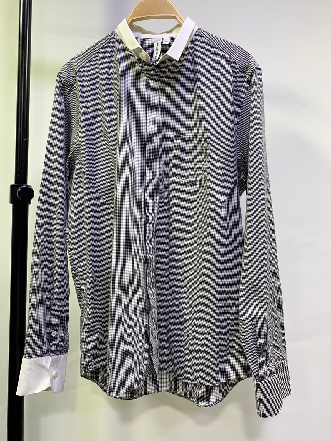 닐바렛 스프라이트 셔츠 판매합니다 상품이미지2