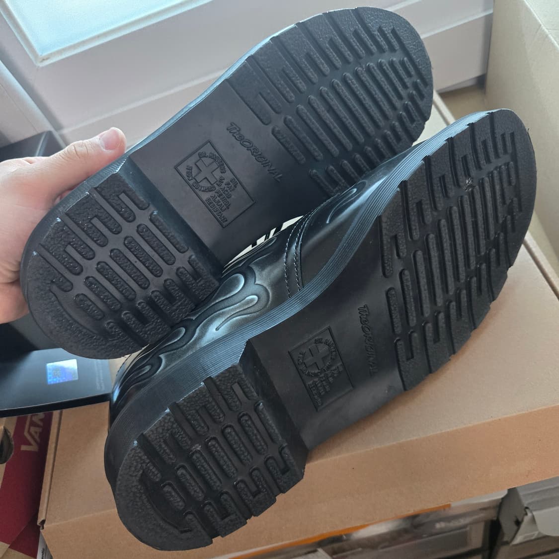 [280] 닥터마틴 1461 인페르노 UK9 상품이미지6