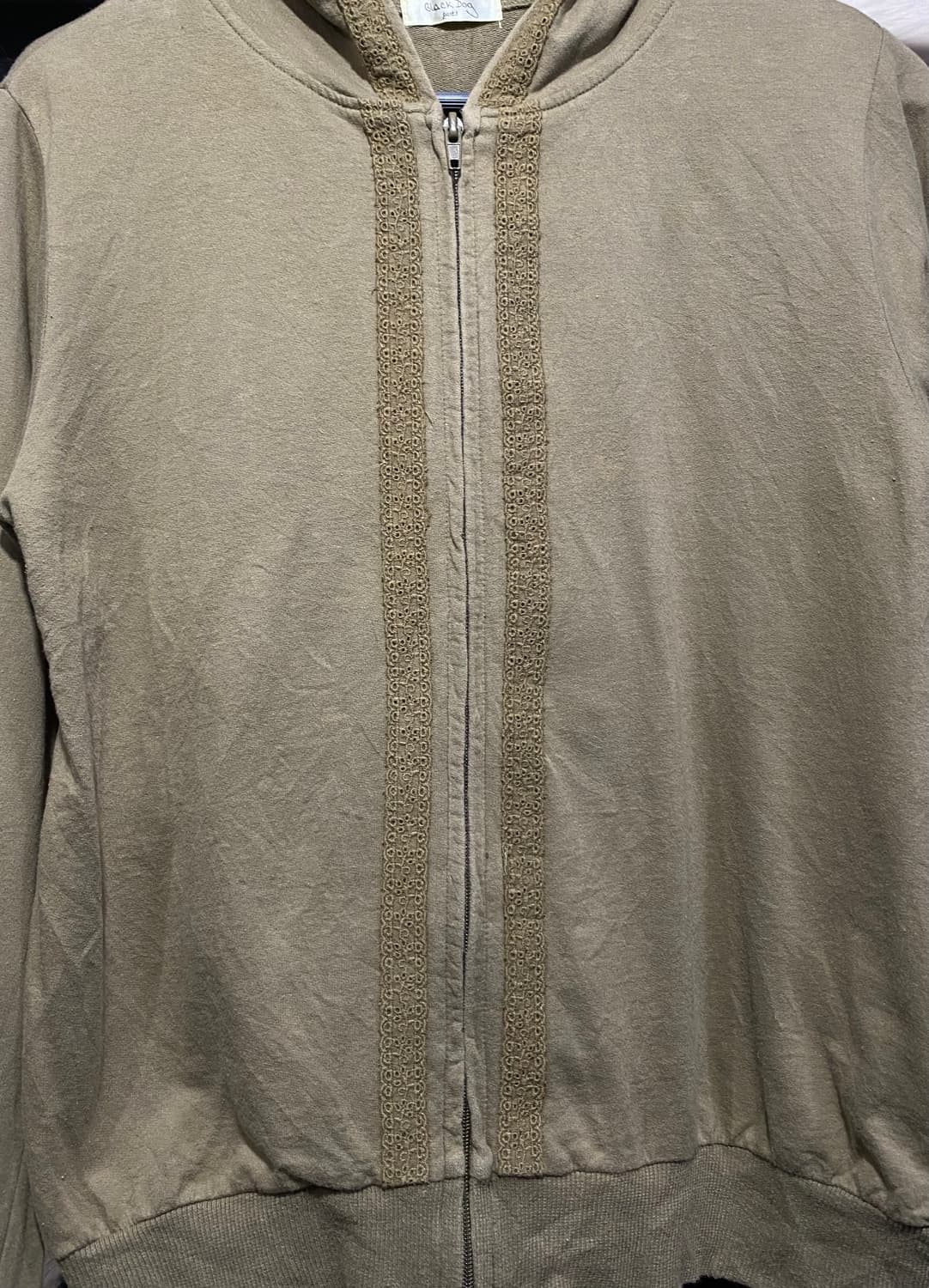 Black dog 레이스 트리밍 카키 후드집업 상품이미지3