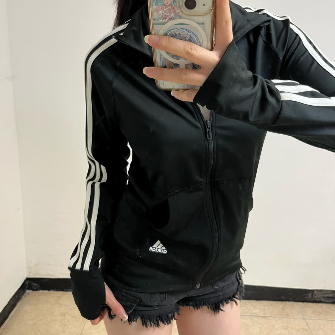 Adidas black track jacket 상품이미지3