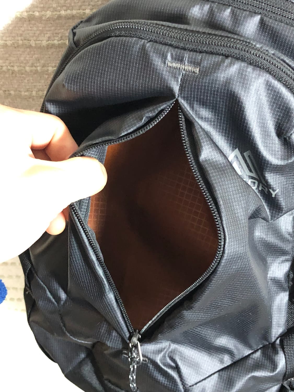 그레고리 스케치8 RF 블랙 슬링백 여행가방 상품이미지4