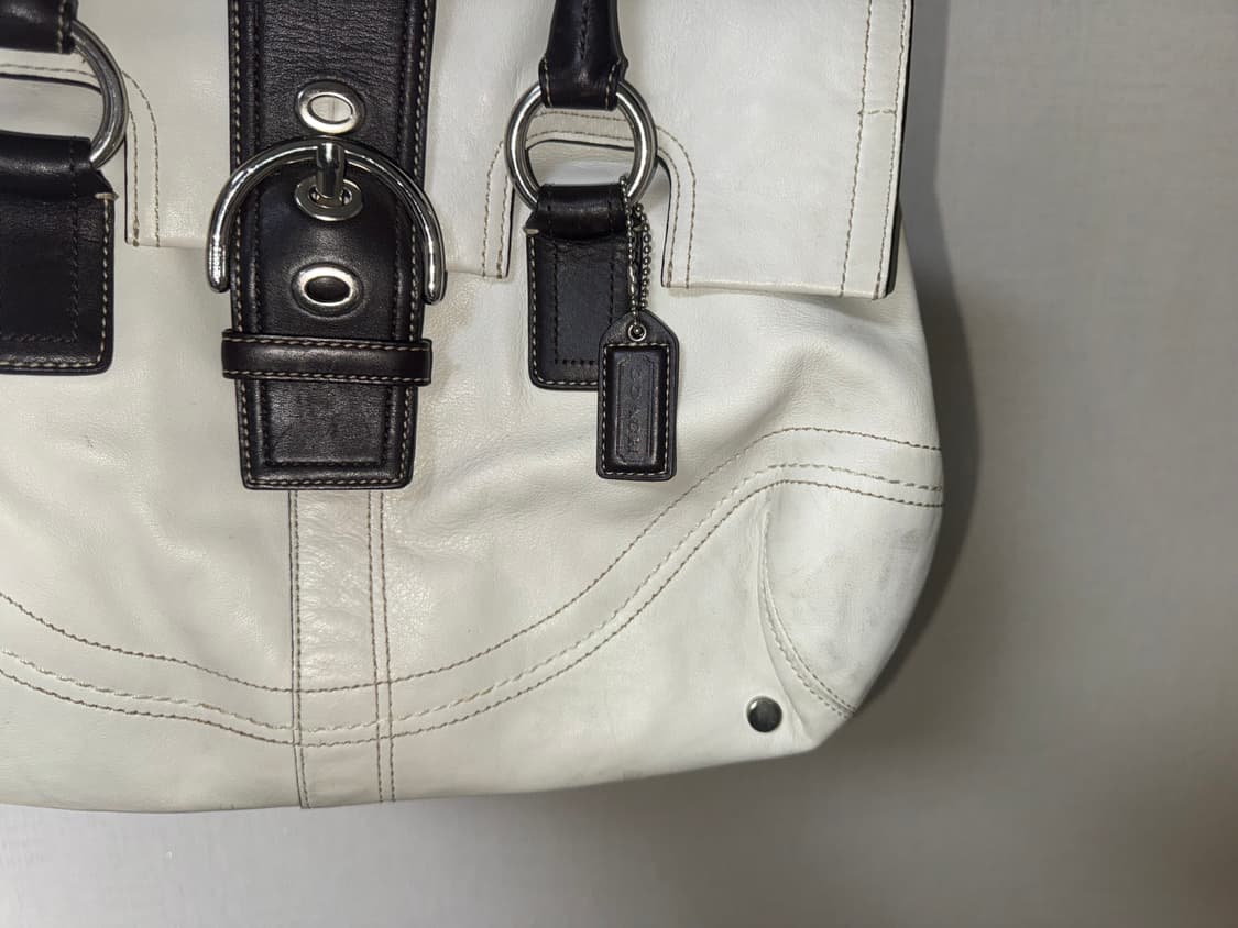 코치 소호 버클 토트백 숄더백 크림 아이보리 상품이미지4